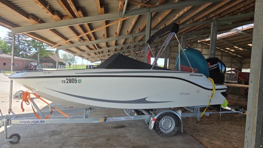 Quicksilver Axess 525