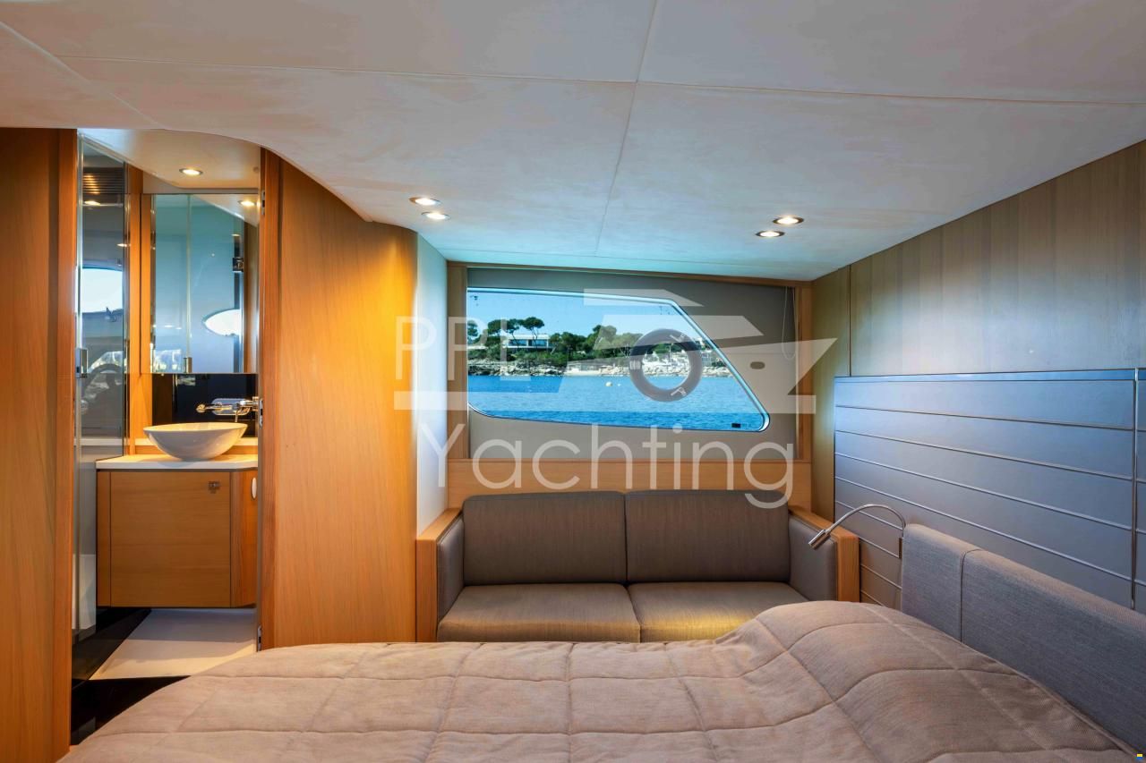 Princess V48 Open