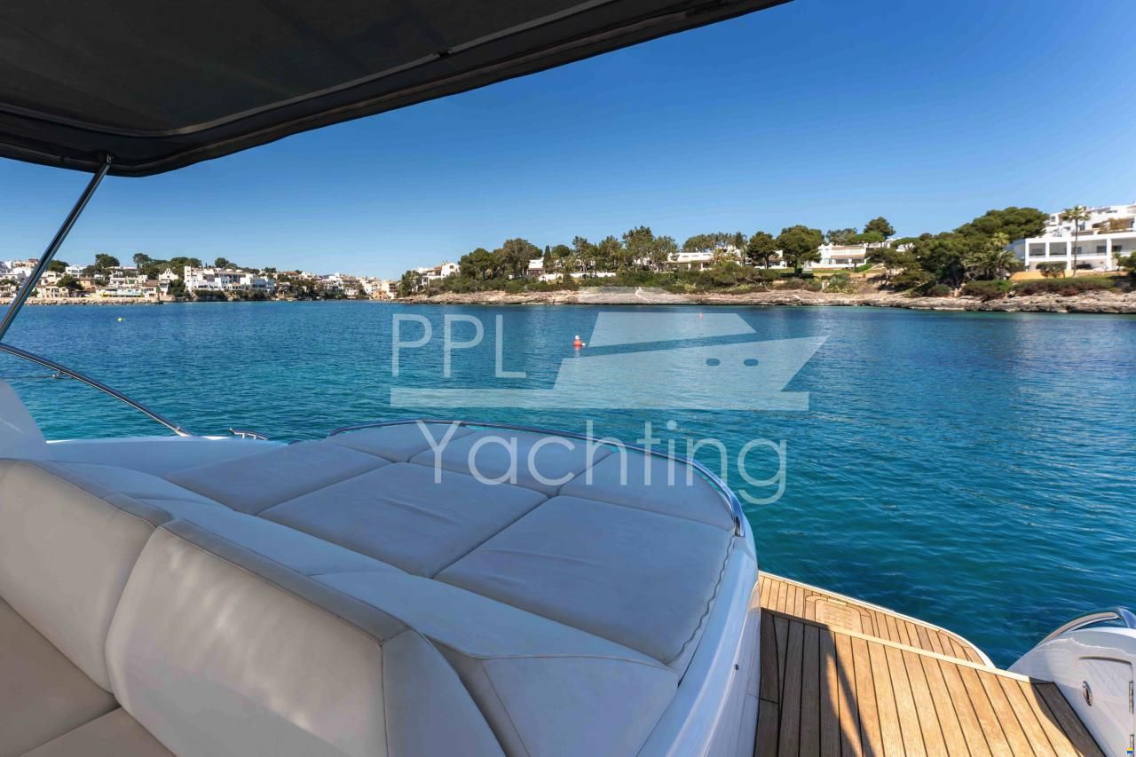 Princess V48 Open