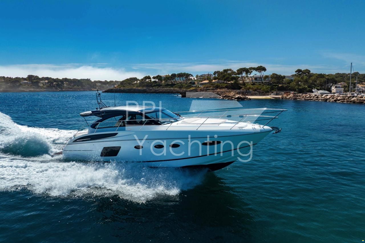 Princess V48 Open