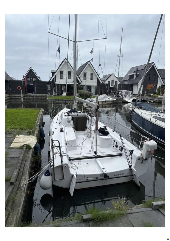 Beneteau First 27