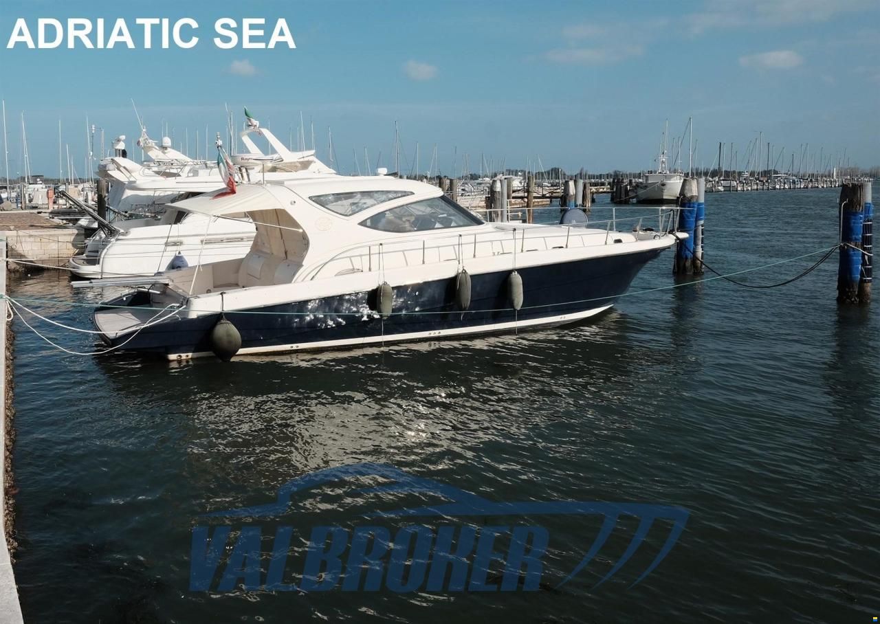 Cayman 43 WA