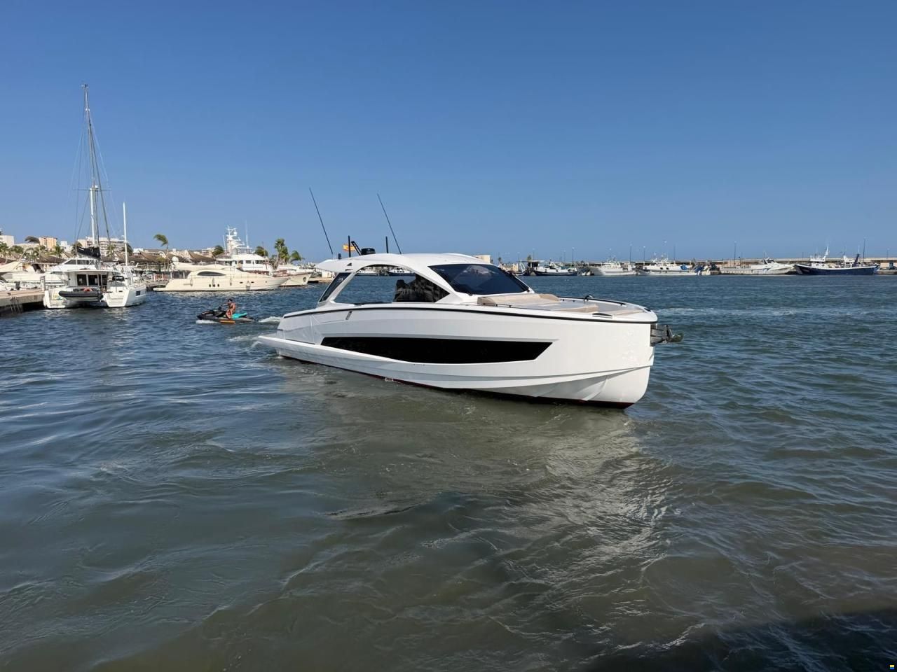 Astondoa 577 Coupé