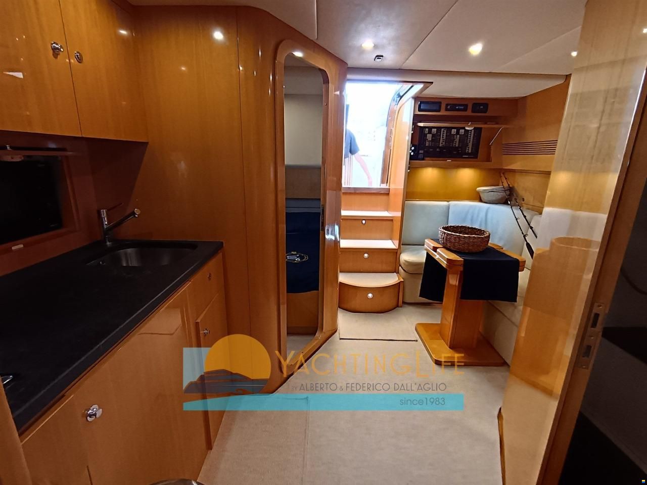Uniesse 42' Open