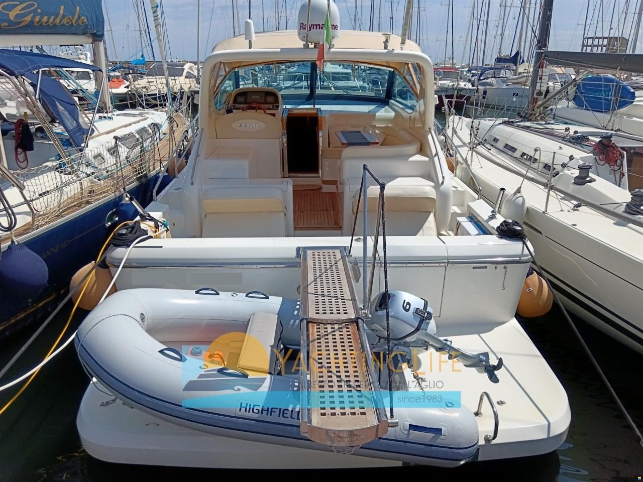 Uniesse 42' Open