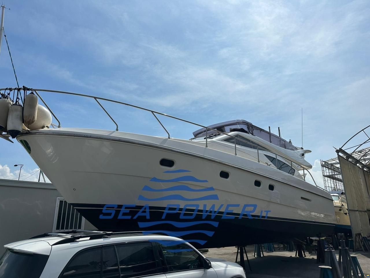 Ferretti Yachts. 460