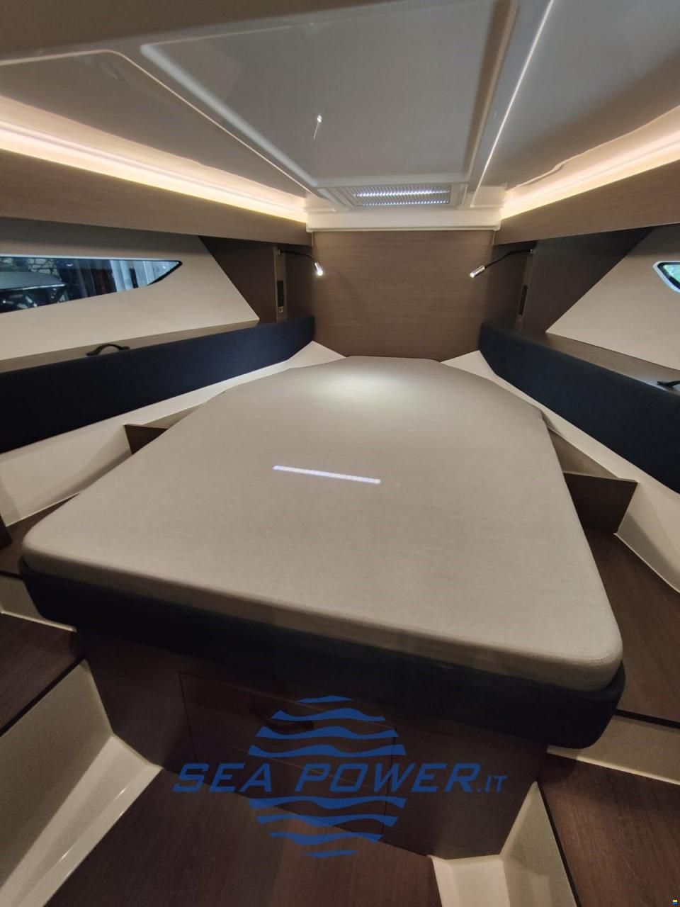 Beneteau. Gran Turismo 36