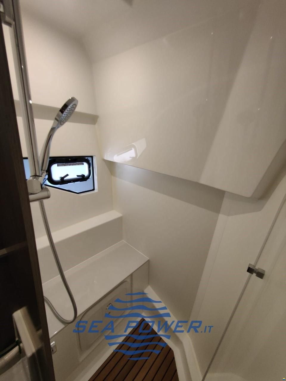 Beneteau. Gran Turismo 36