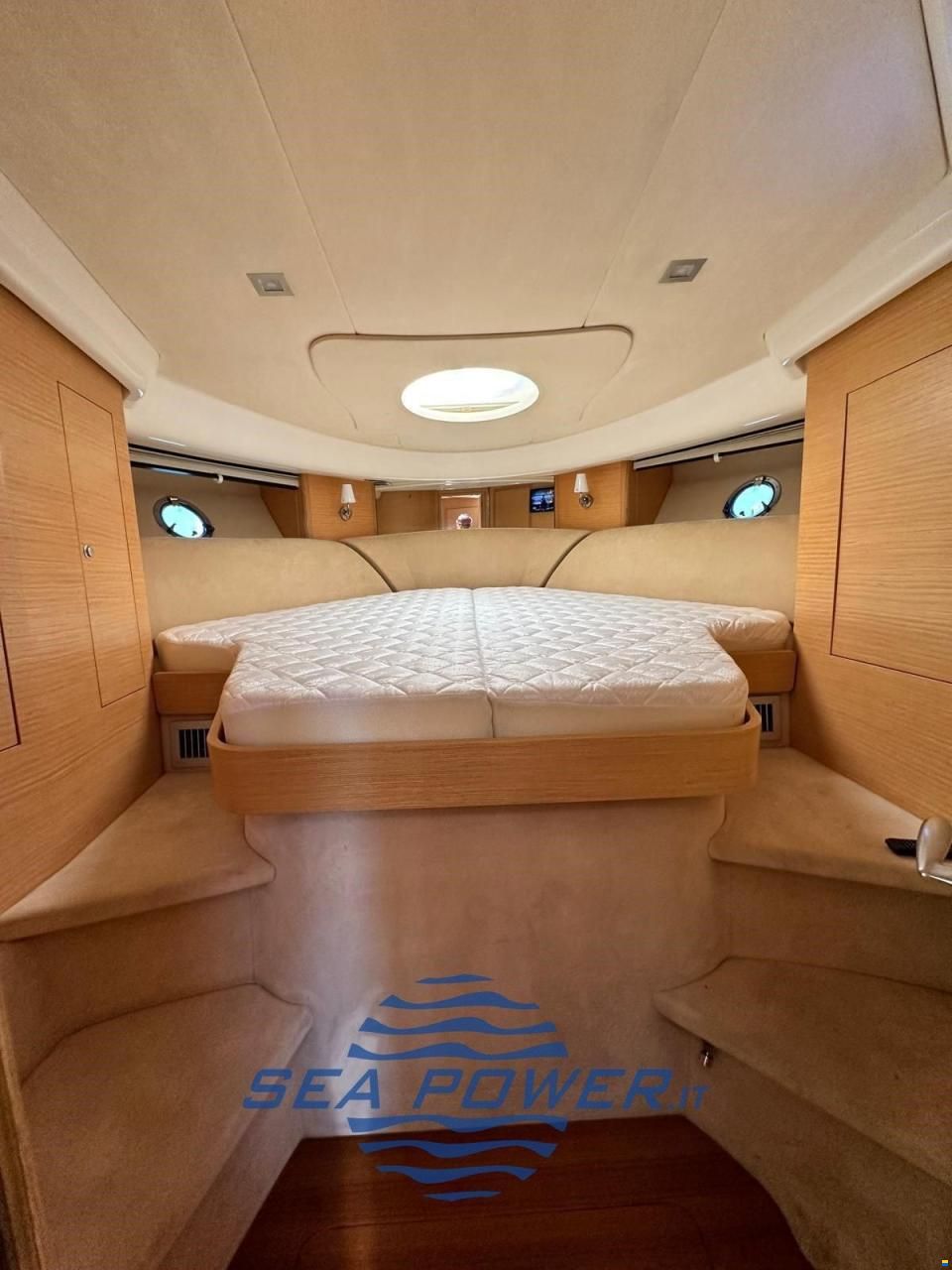 Cranchi. MEDITERRANE 43 OPEN TOP