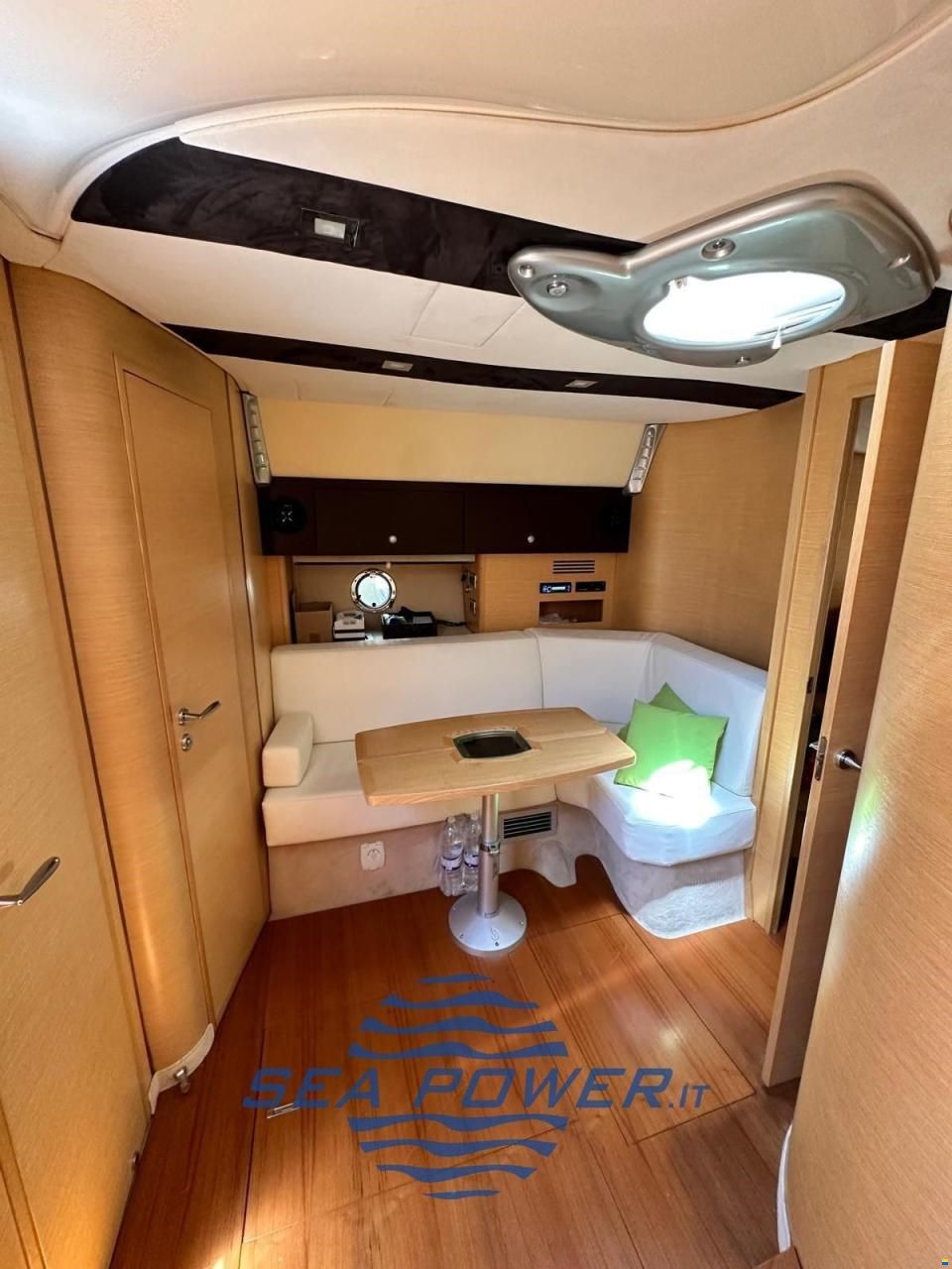 Cranchi. MEDITERRANE 43 OPEN TOP