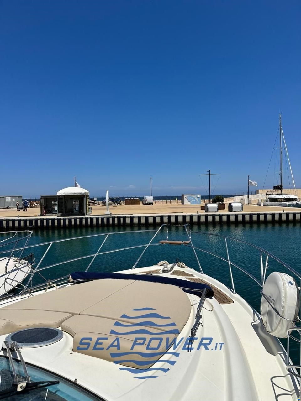 Cranchi. MEDITERRANE 43 OPEN TOP