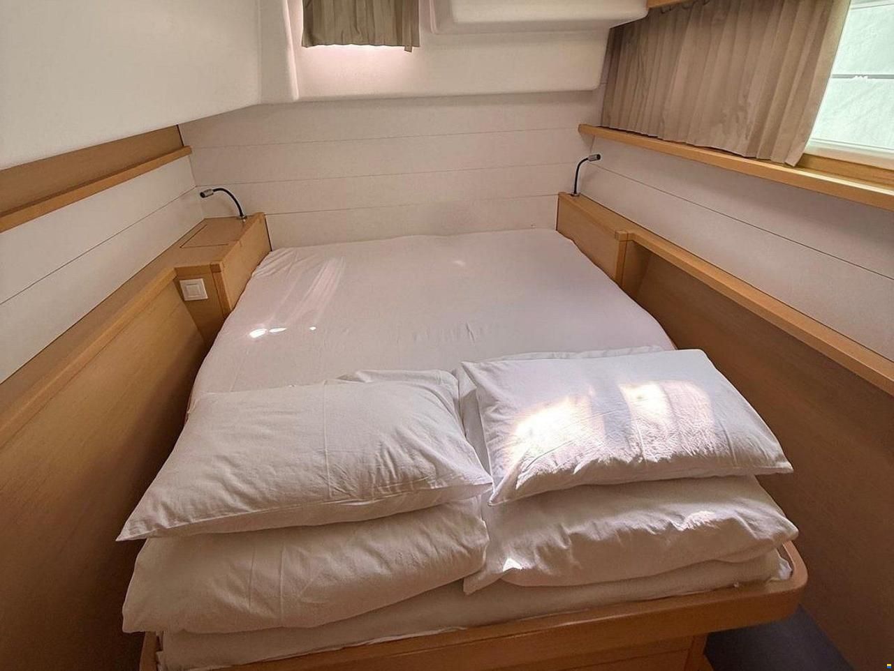 CONSTRUCTION NAVALE BORDEAUX LAGOON 450