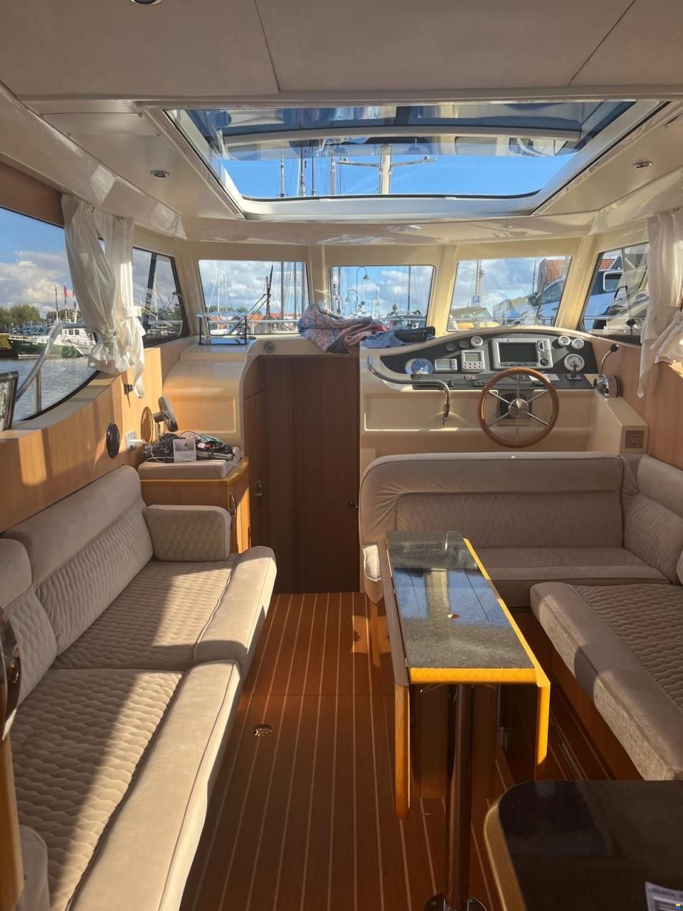 Greenline 33