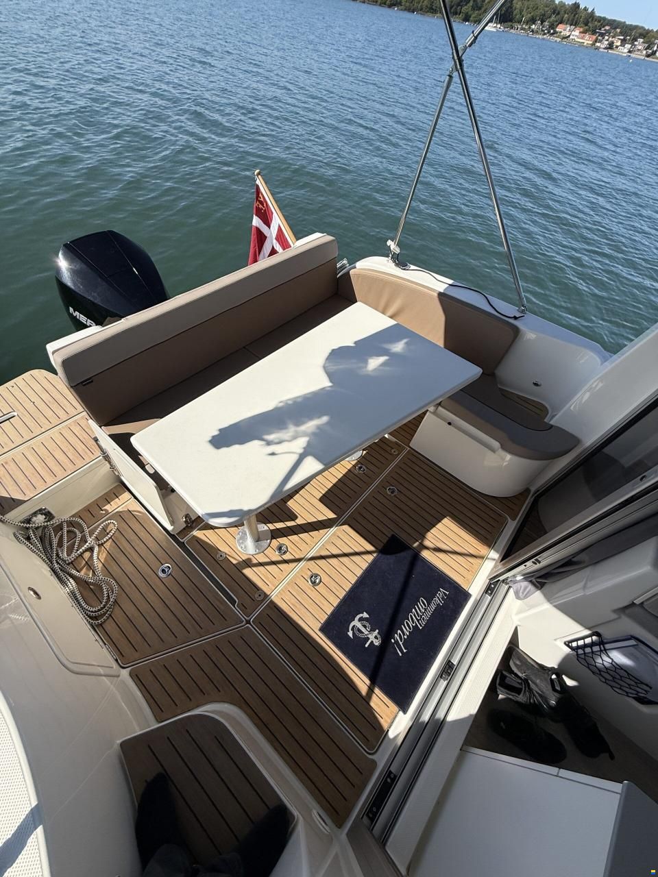 Quicksilver 755 Weekend