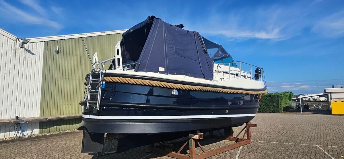 Kent 28 Launch