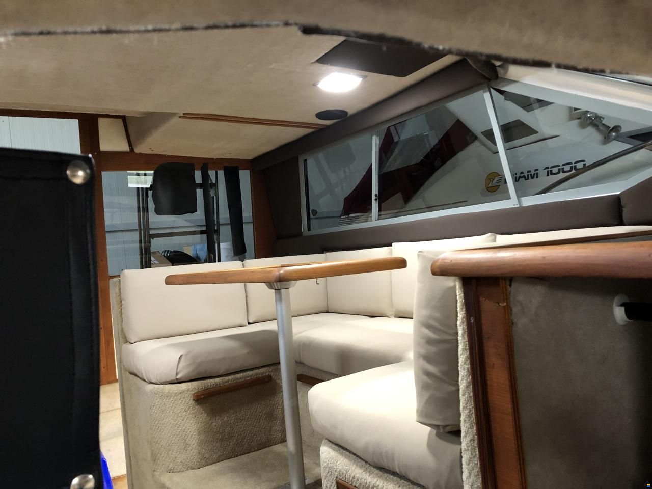 Bayliner 2556 Ciera Command Bridge