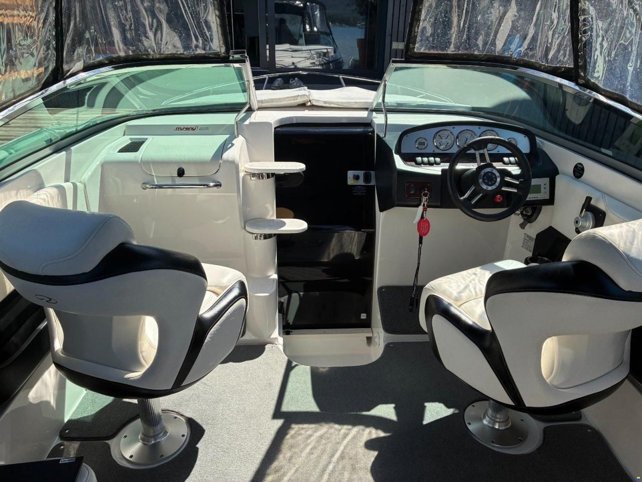 Regal 2250 ELECTRIC