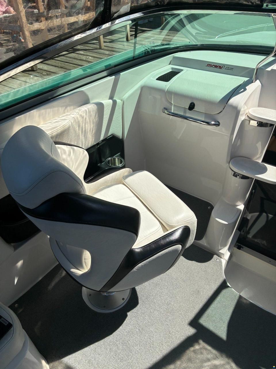 Regal 2250 ELECTRIC
