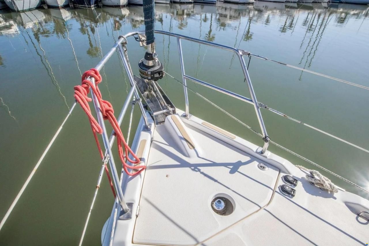 Hunter 36