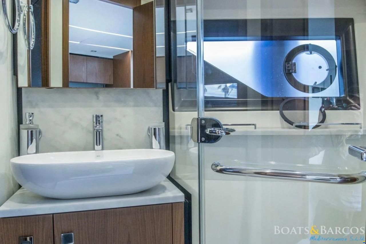 Sunseeker Predator 50