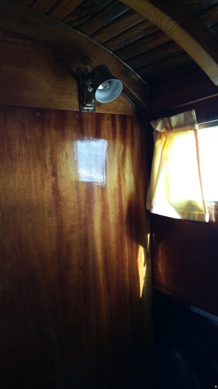 8 Meter one Design Oakhull with mast and sail