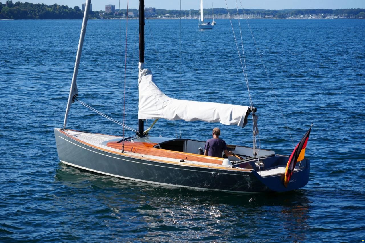 Latitude Tofinou 8.0 m