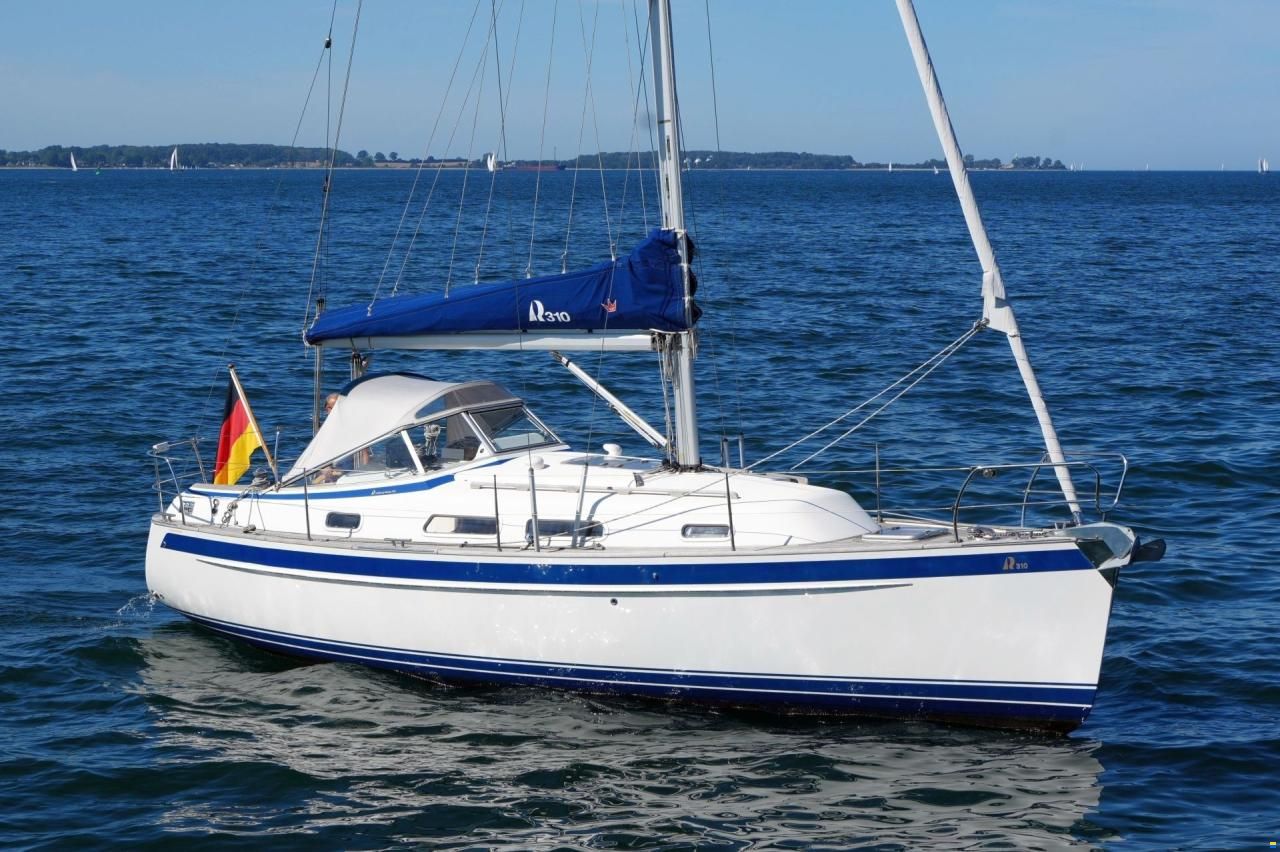 Hallberg-Rassy 310