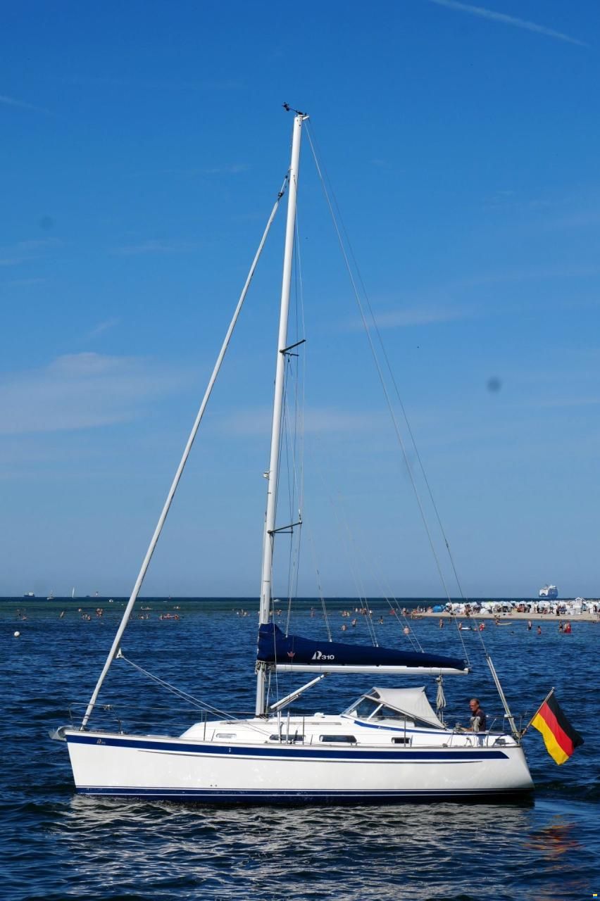 Hallberg-Rassy 310