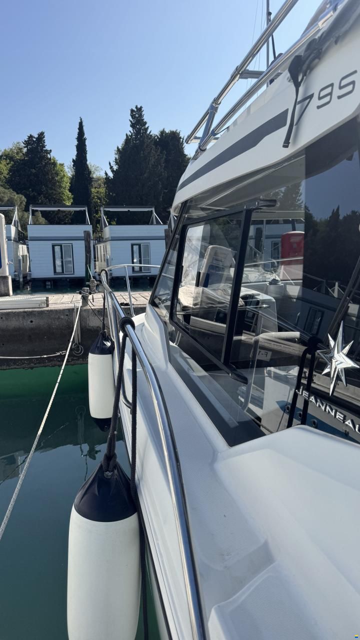 Jeanneau Merry Fisher 795