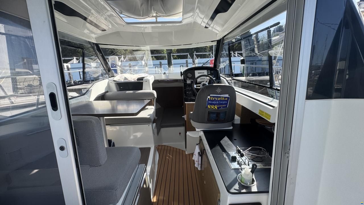 Jeanneau Merry Fisher 795