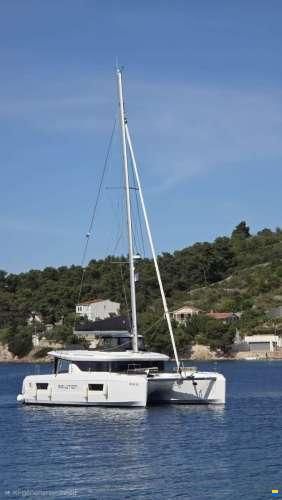 Lagoon 43