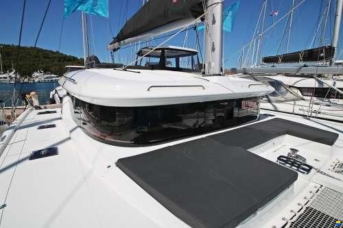 Lagoon 43