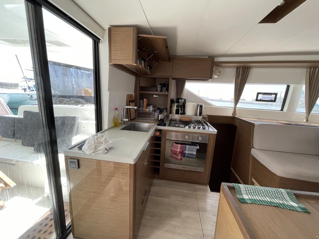 Lagoon 50