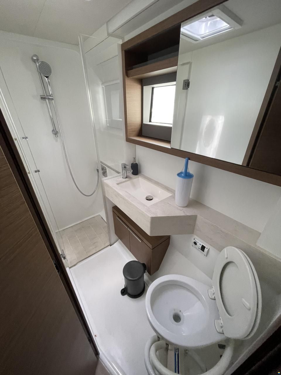 Lagoon 50