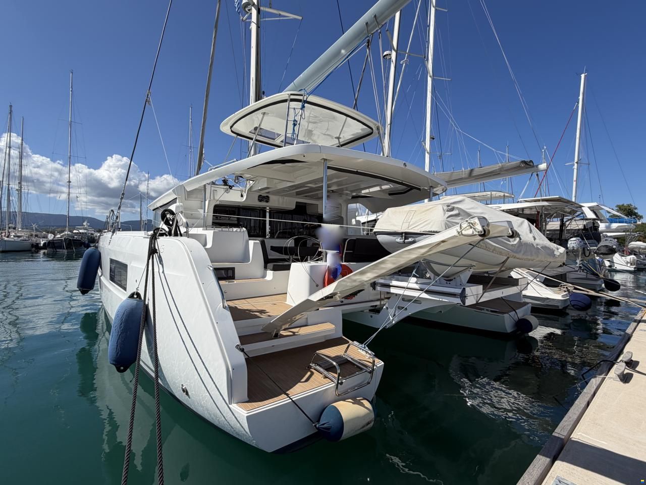 Lagoon 46 Owner's Version