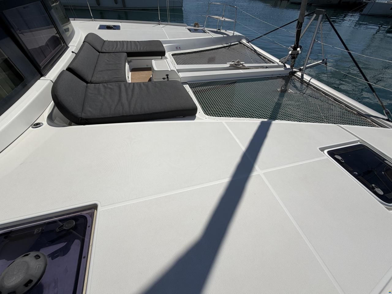 Lagoon 46 Owner's Version