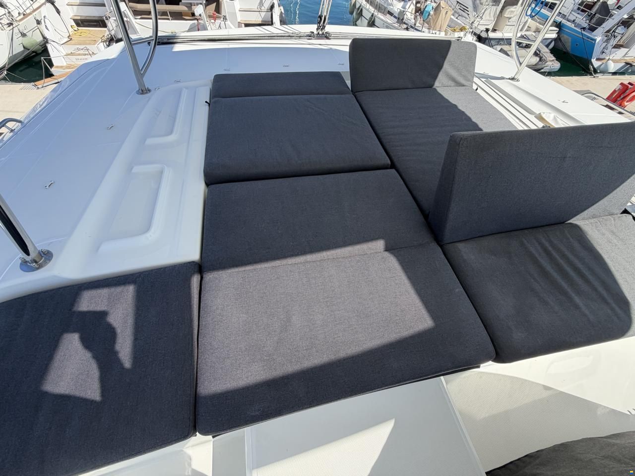 Lagoon 46 Owner's Version