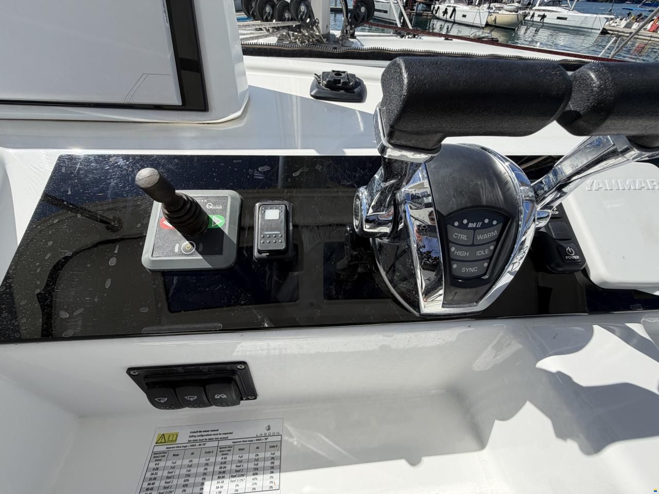 Lagoon 46 Owner's Version