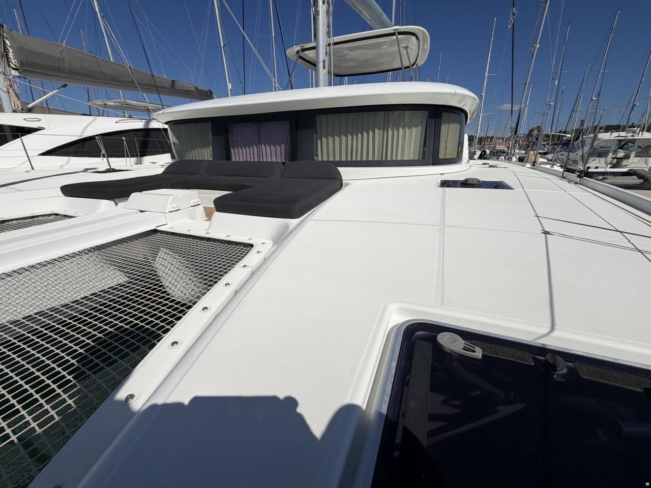 Lagoon 46 Owner's Version