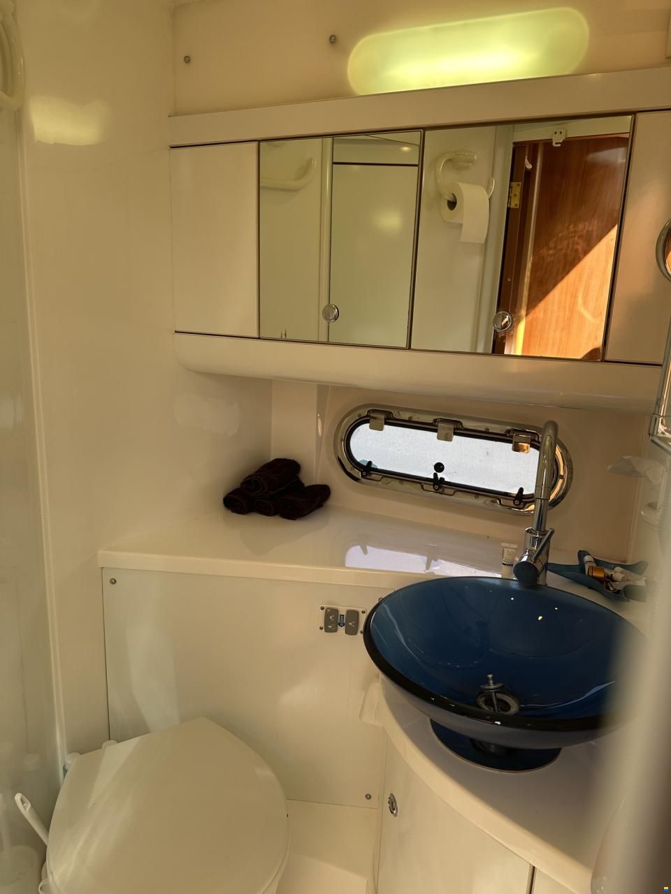 Sealine C39 unique