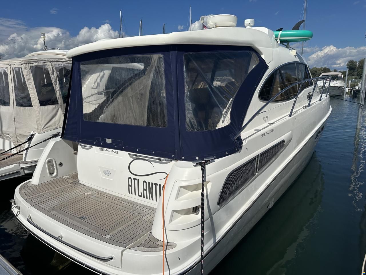 Sealine C39 unique