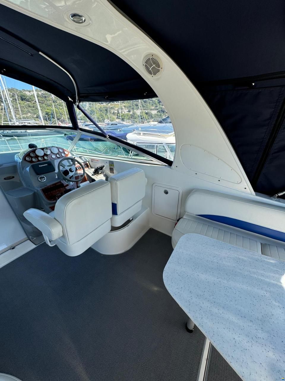 Bayliner 325 Sunbridge