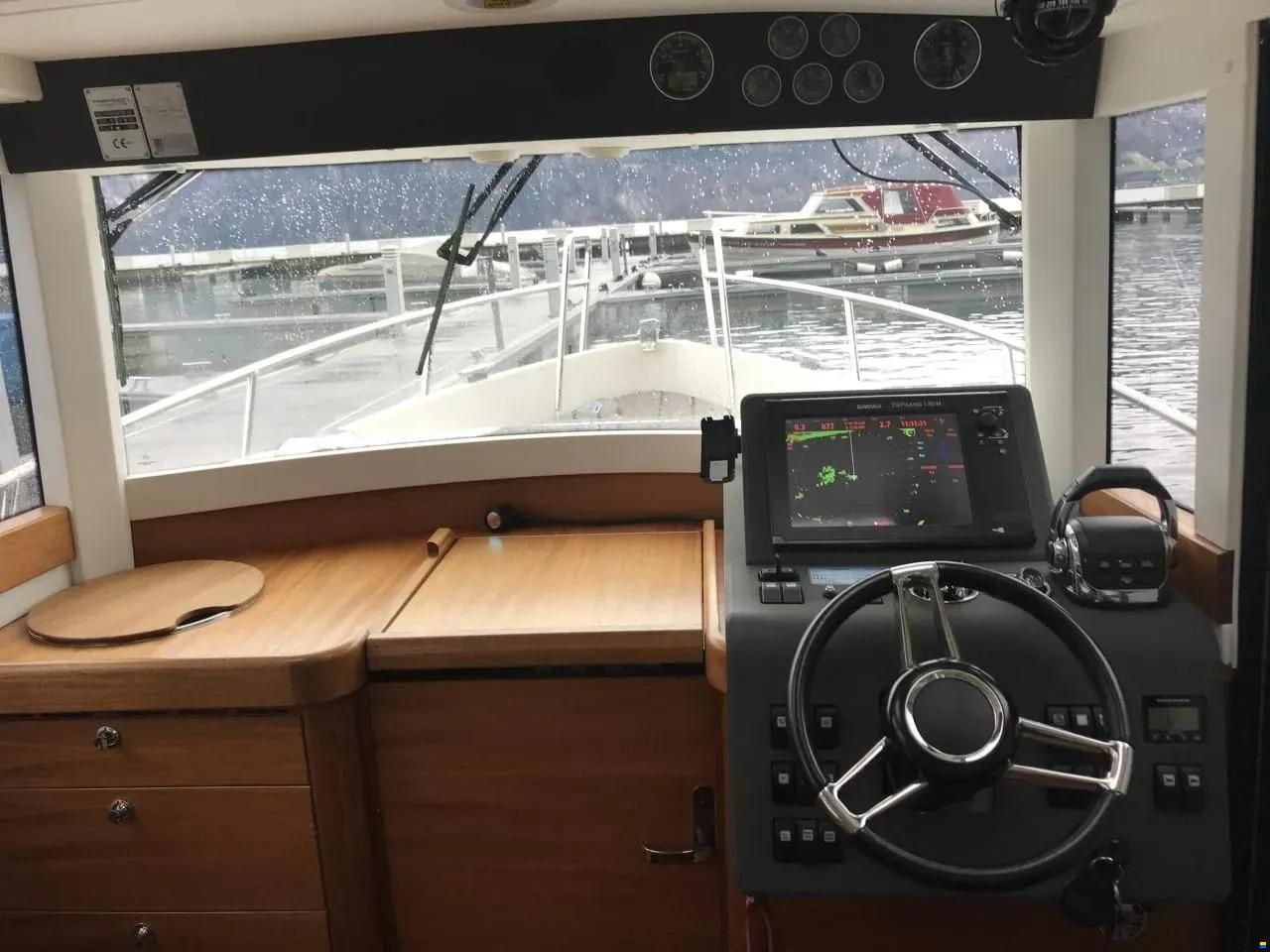 Paragon 25 Cabin