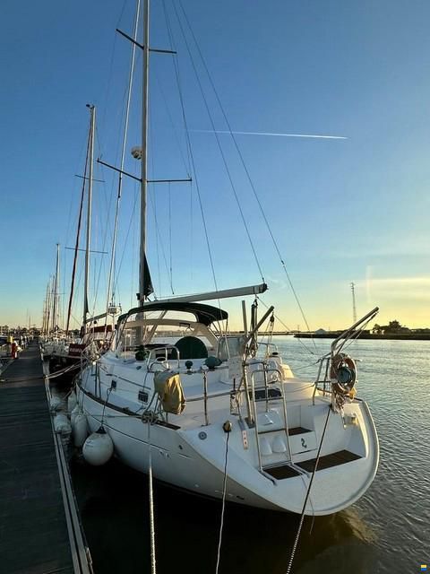 Beneteau Oceanis 36CC