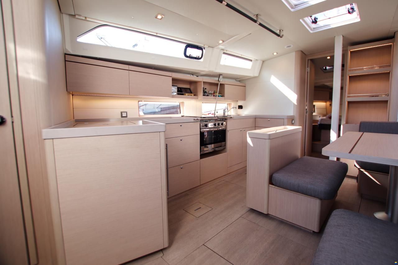 Beneteau Oceanis 46.1 First Line
