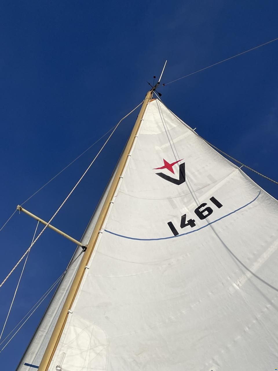 Albin Vega 27