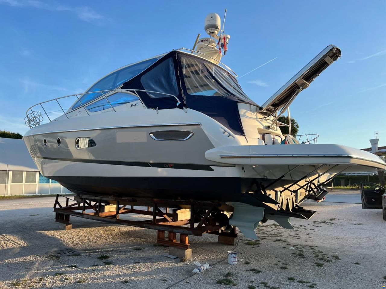 Cranchi Mediterranee 43 HT