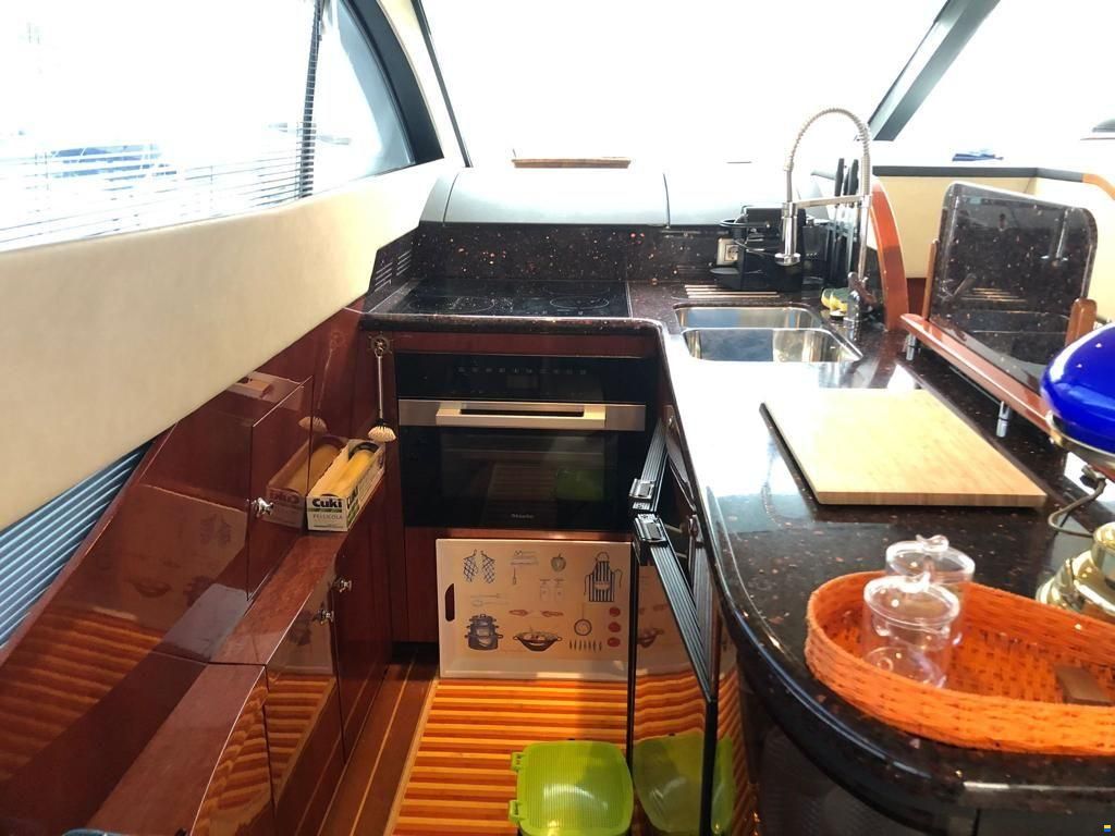 Fairline Phantom 50