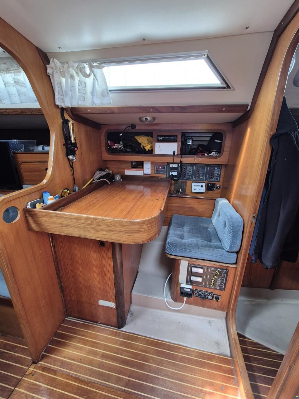Beneteau First 38