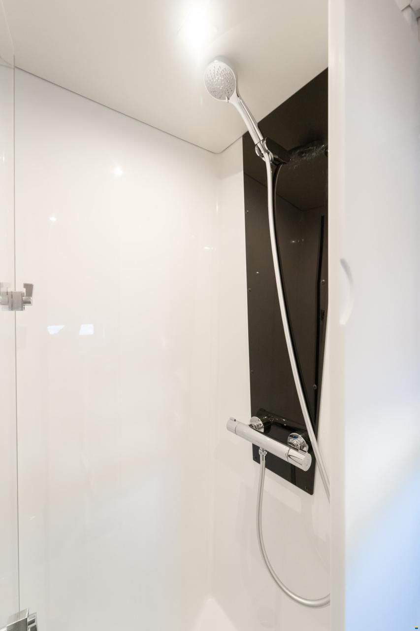 Fountaine Pajot MY 6